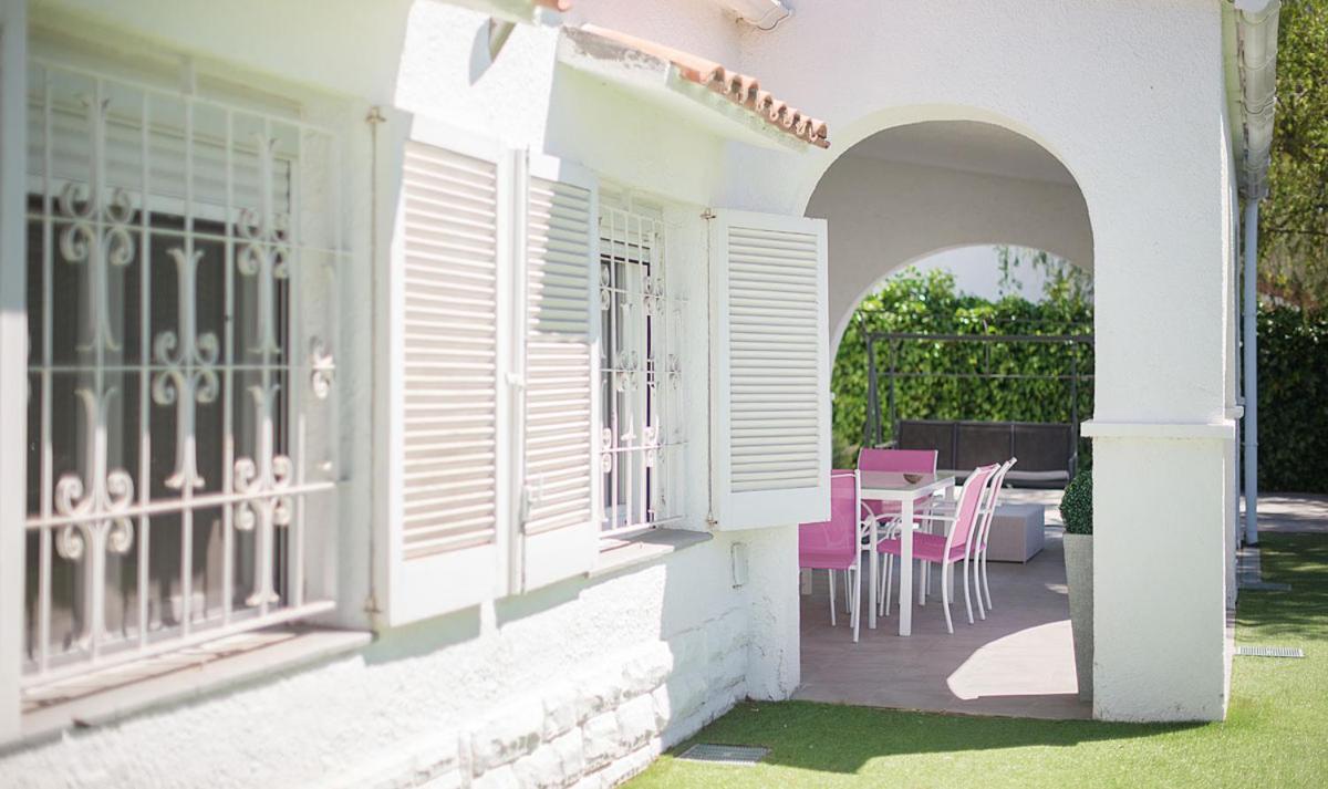 Vila Mar Villa กัมบริลส์ ภายนอก รูปภาพ