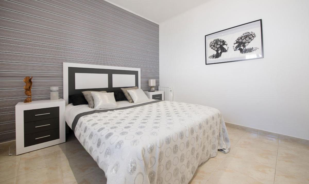 Vila Mar Villa กัมบริลส์ ภายนอก รูปภาพ